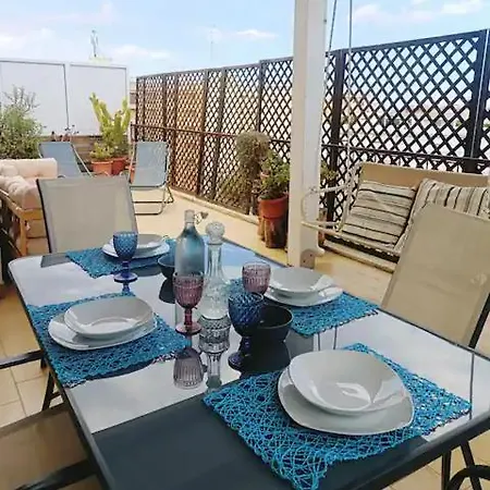 Apartment Penthouse In Area With Very Large Terrace *