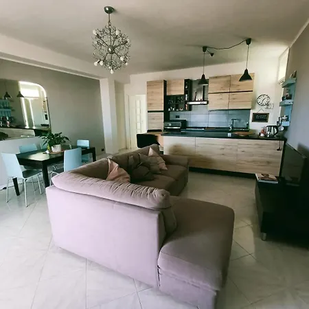 Apartment Penthouse In Area With Very Large Terrace Lecce
