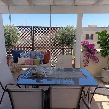 Penthouse In Area With Very Large Terrace Lecce